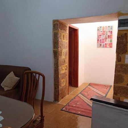 خانيا Comfortable And Spacious Stone Traditional Apartment المظهر الخارجي الصورة